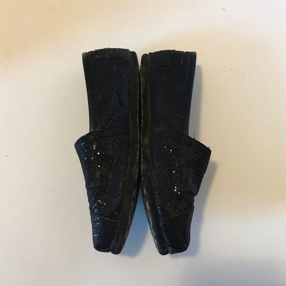 Toms - Picture 3 of 6